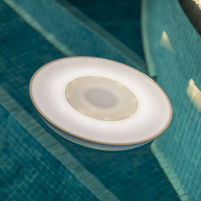 Haut-parleur de piscine flottant USB 15 "avec lumières multicolores