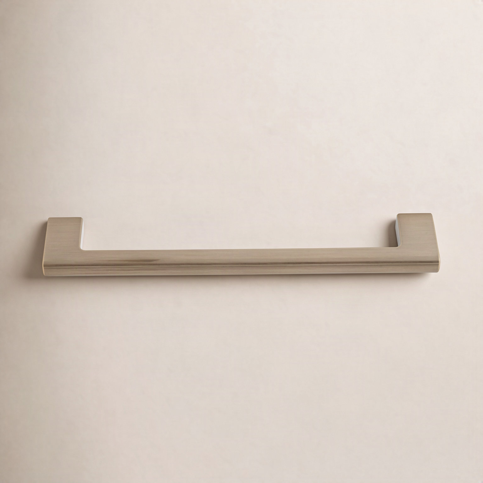 Vail Bar Drawer Pull, Satin Brass, 6"