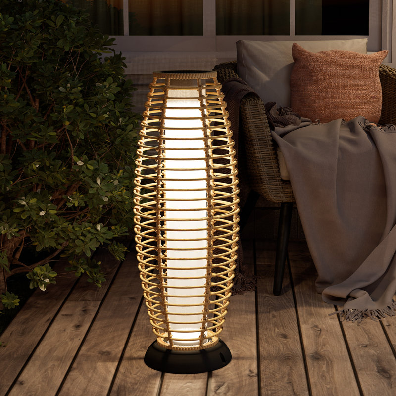 Austin 31.7'' Solar Powered Outdoor Floor Lamp