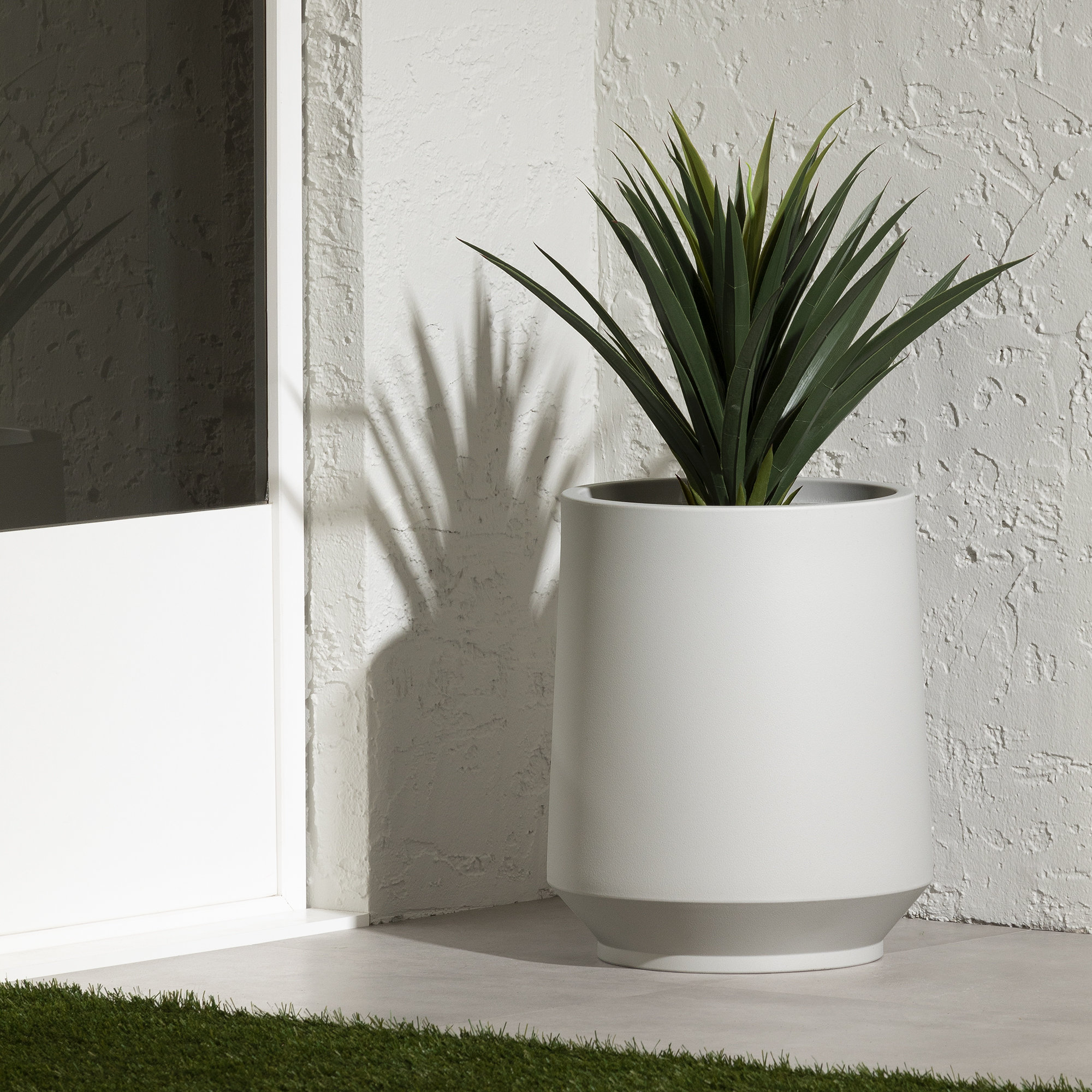 Dalya Pot Planter, Greige, 19.5" H x 16.25" W x 16.25" D