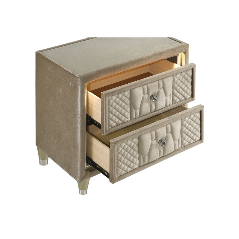 Ensemble de chambre à coucher 3 pièces Provence ivoire et camel (lit queen) avec revêtement en velours capitonné, tête de lit à éclairage DEL, commode et table de chevet