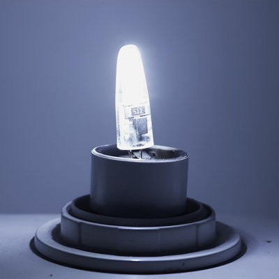 2 W 3000 K LED Smart Bulb