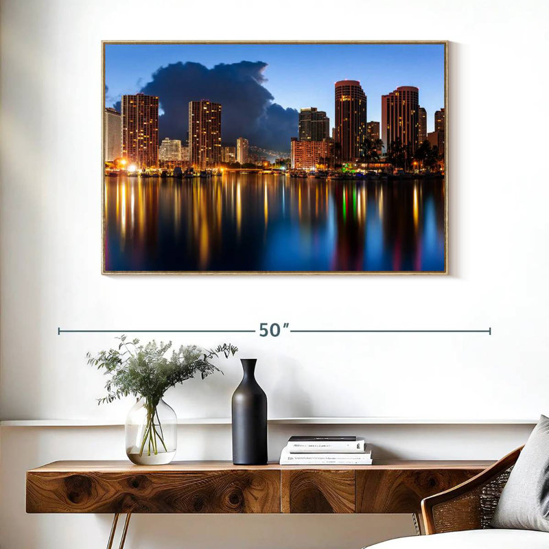 Honolulu Nightscape, Cadre flottant en bois naturel, 40 po x 27 po