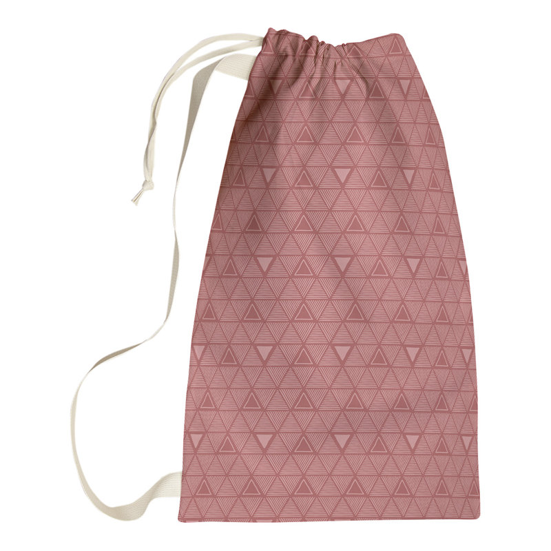 Sac à linge triangles dessinés à la main, H 29 po x l 18 po x P 1,5 po, Rouge foncé