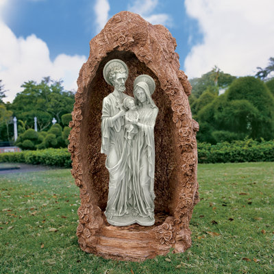 Statue de la Sainte Famille