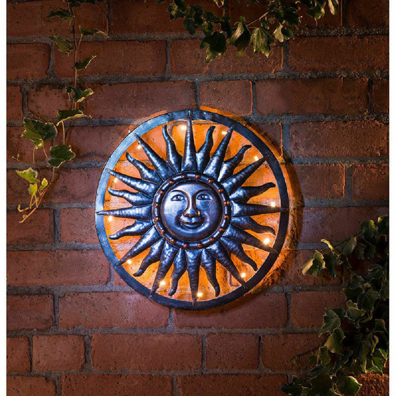 Distefano Wind Resistant Tin Wall Decor