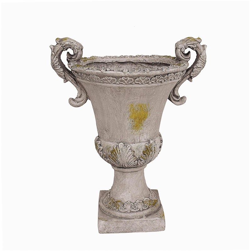 DELPHINE URN