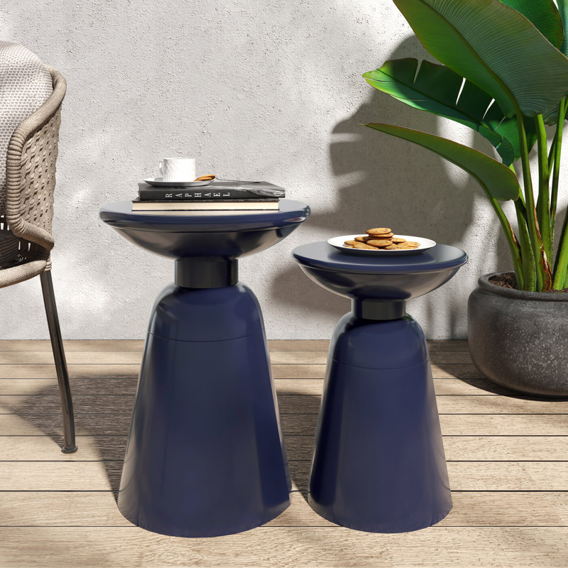 Ensemble de 2 tables d'appoint en fer Serenita