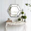 Miroir mural hexagonal unique pour une décoration intérieure élégante-1889911171