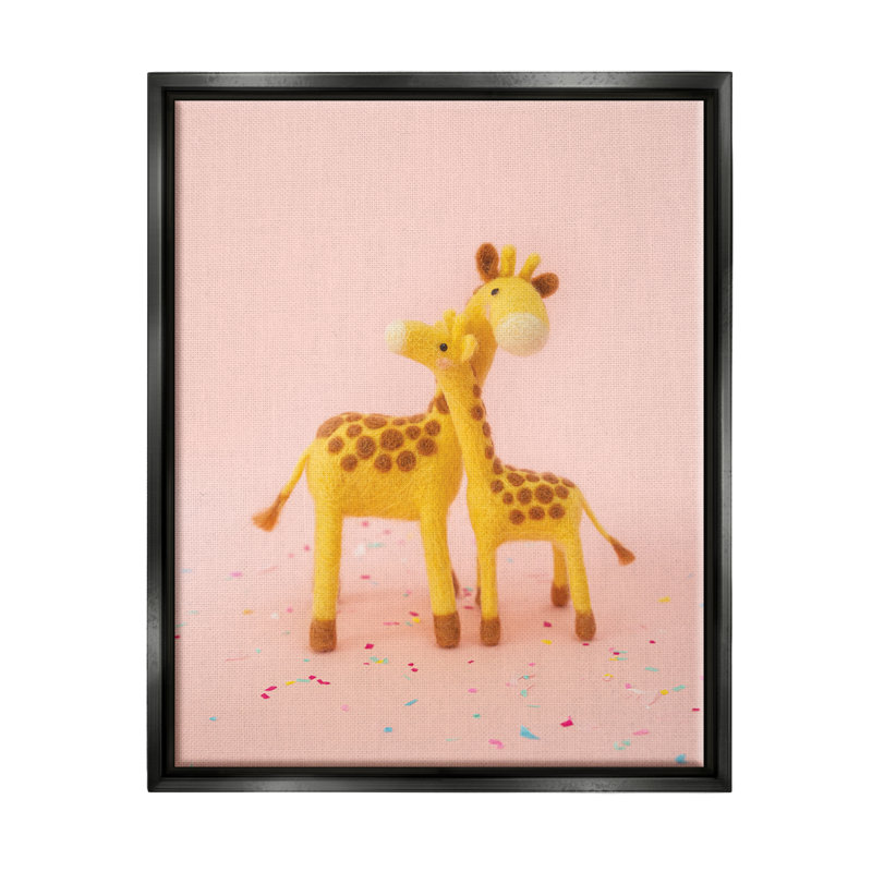 "Indigo Safari", rose pastel, étreintes de girafes encadrées par Lemon & Sugar, Cadre flottant noir de jais