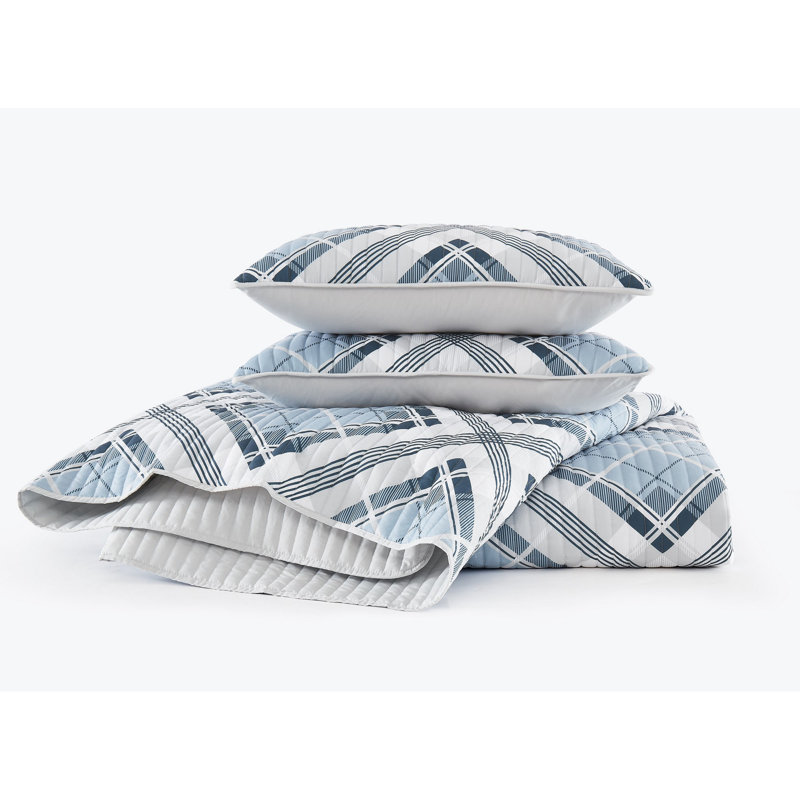 Truly Soft Lars Plaid Quilt Set, King Quilt + 2 Standard Shams