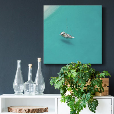 " Shipwreck Beach "
