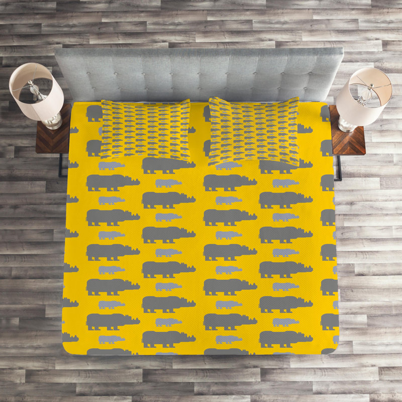 Safari Polyester Coverlet, King Bedspread + 2 Shams
