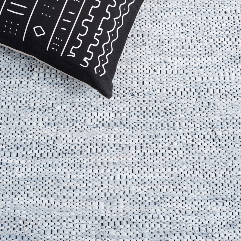 Tapis noir / ivoire en cuir tissé à la main Kostanca, Carré 6 pi