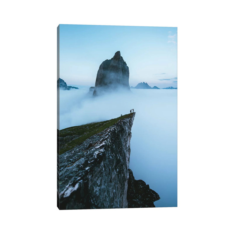 High Five by Steffen Fossbakk - Wrapped Canvas Print, 101.6 cm H x 66.04 cm W x 3.175 cm D