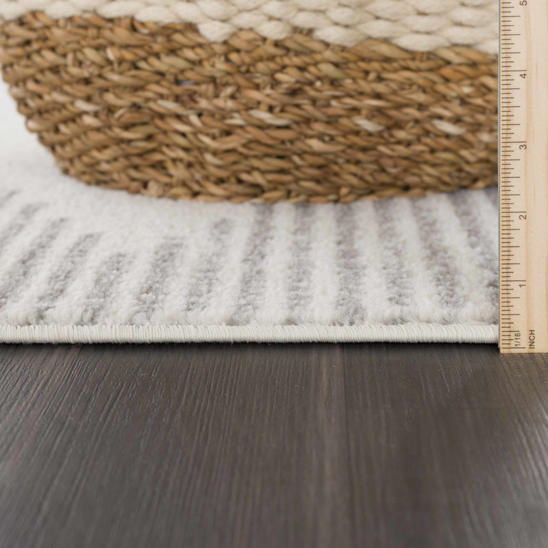 Tapis gris foncé, beige et crème Texcoco Southwestern Aztec, Tapis de couloir 2 pi 7 po x 7 pi 3 po