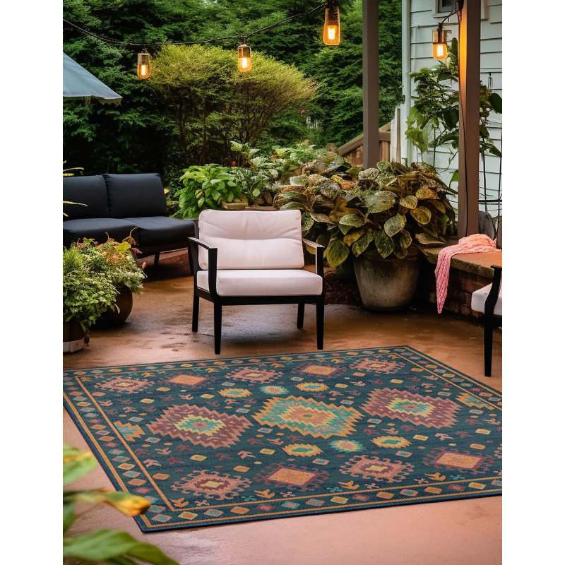 Gralf Oriental Indoor / Outdoor Rug, Square 7'10"