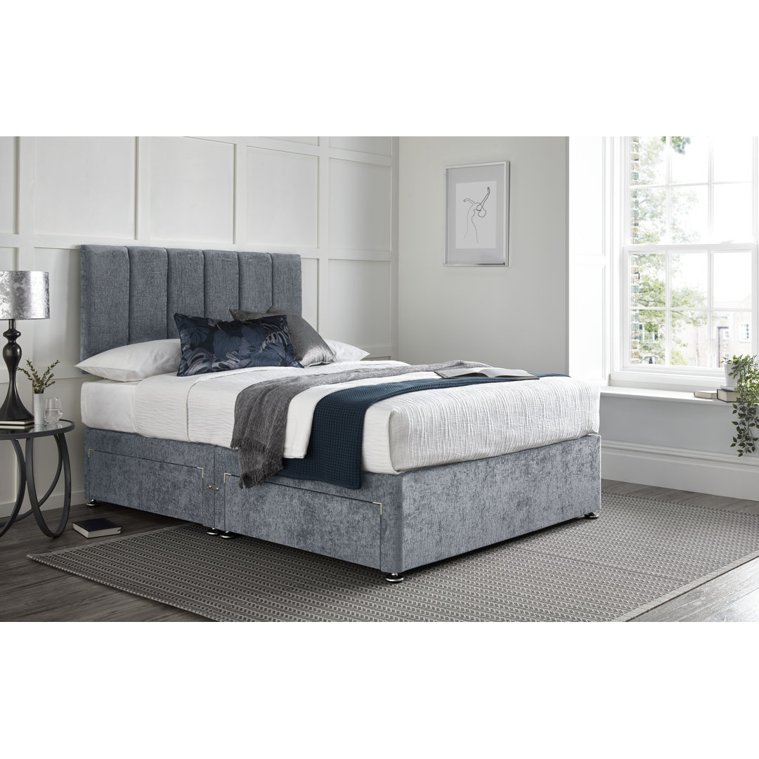 Varberg Divan Bed with 24" Headboard on Struts