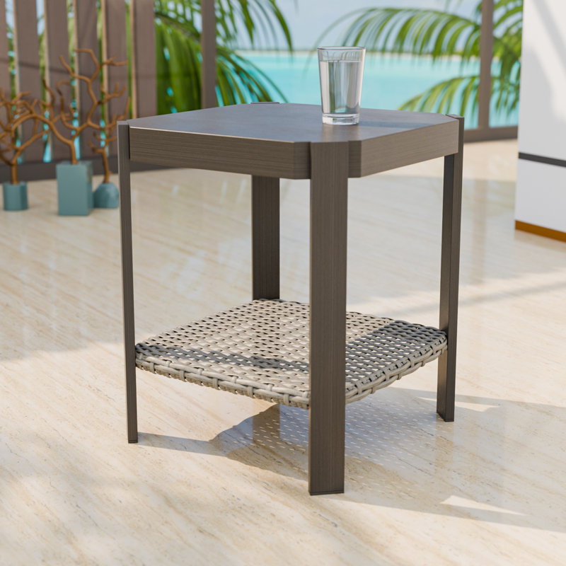 Table d'appoint de patio en métal