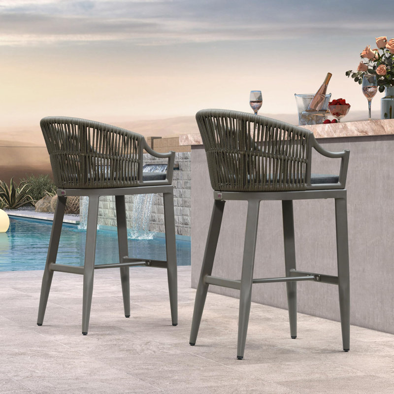 Tabourets de bar hauts modernes en métal pour patio, avec dossier et accoudoirs ergonomiques, Gris foncé, Gris fumée