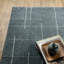 Tapis bleu / gris à motif géométrique Androscogin-56467614
