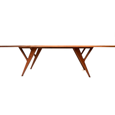 Sedute Solid Wood Dining Table
