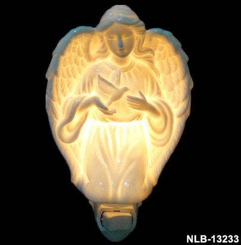 Éclairage de nuit avec colombe ange