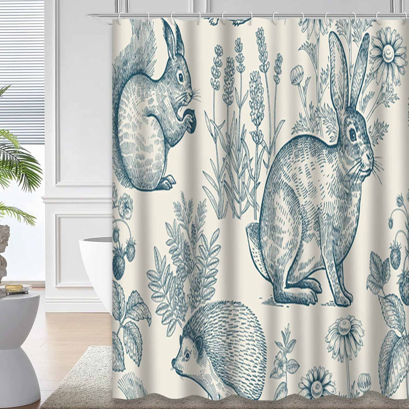 Rideau de douche avec 12 crochets Forest Forest Hedgehog Squirrel Berries, L 72 po x l 78 po