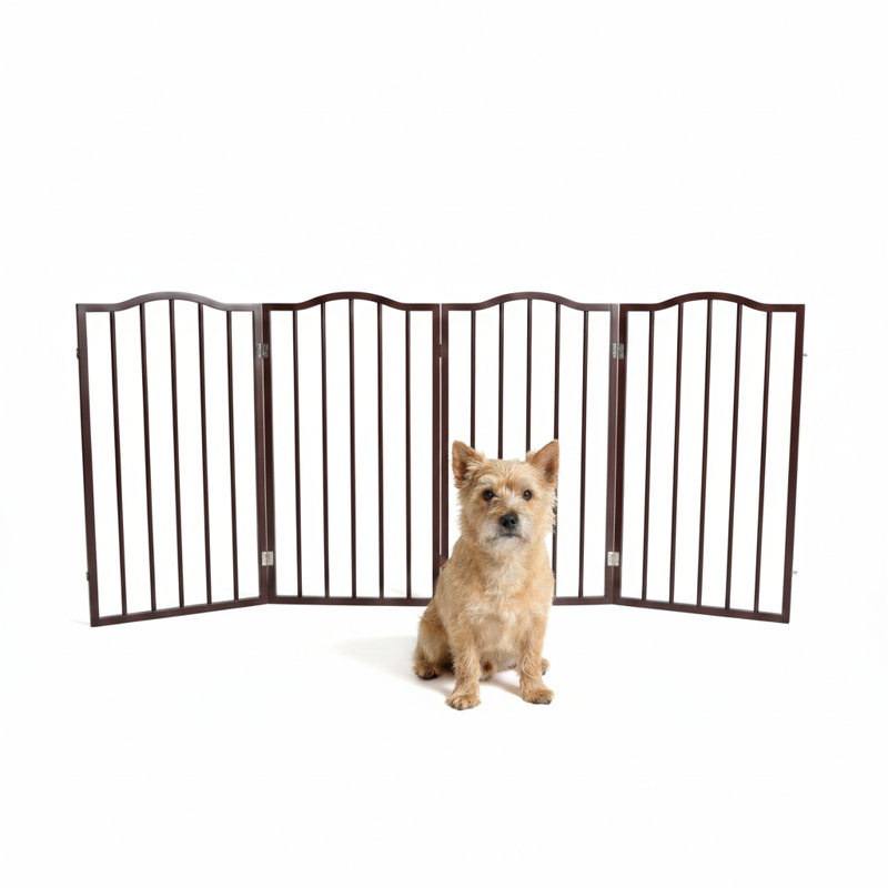 Barrière autoportante pliante pour animaux de compagnie, brune avec un design en bois arqué, idéale pour les portes, les escaliers ou le confinement général de la maison