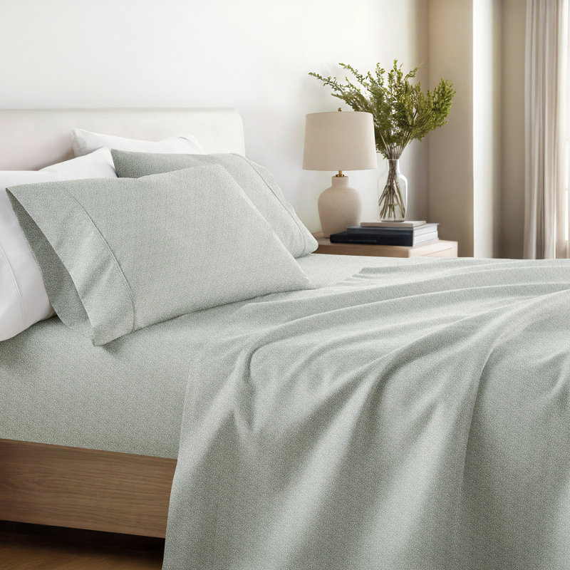 4 Piece Delicate Details Pattern Sheet Set, Full Sheet Set with 2 Standard Pillowcase, Modern Circles Green Mist Floral