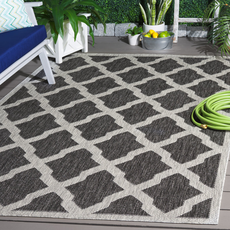 Taleek Performance Geometric Indoor/Outdoor Area Rug, Rectangle 5'3" x 7'6"