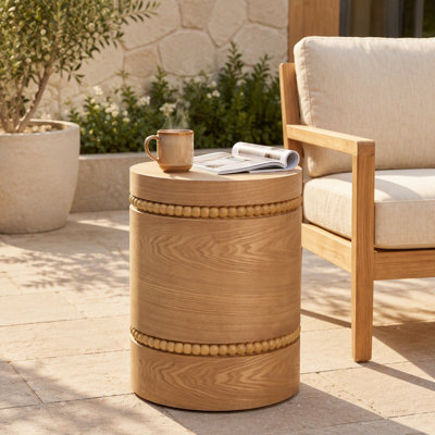 Table de bout cylindrique en bois clair de 15,75 pouces pour la chambre à coucher et le salon