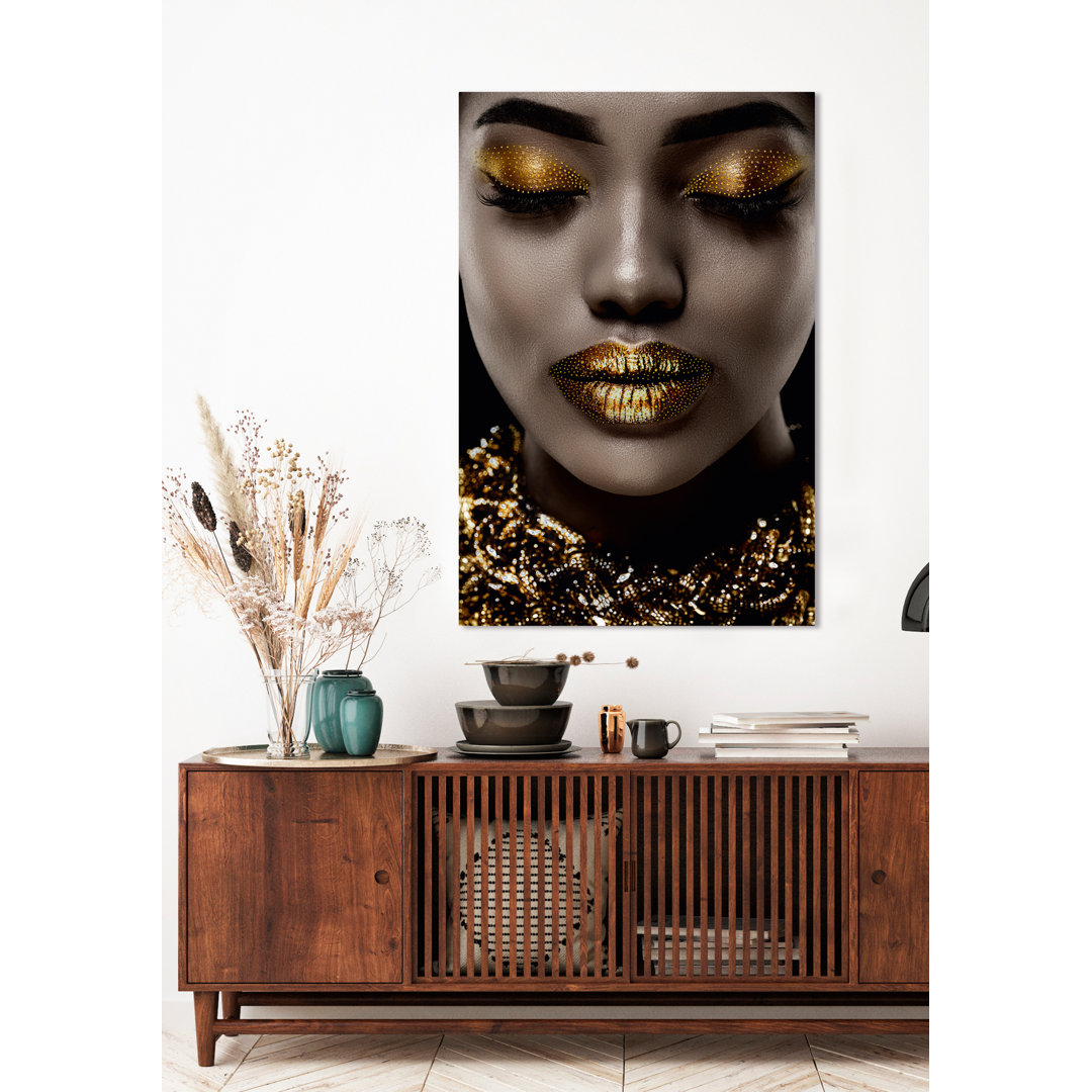 Glasbild Goldenes Augen und Lippen-Make-up