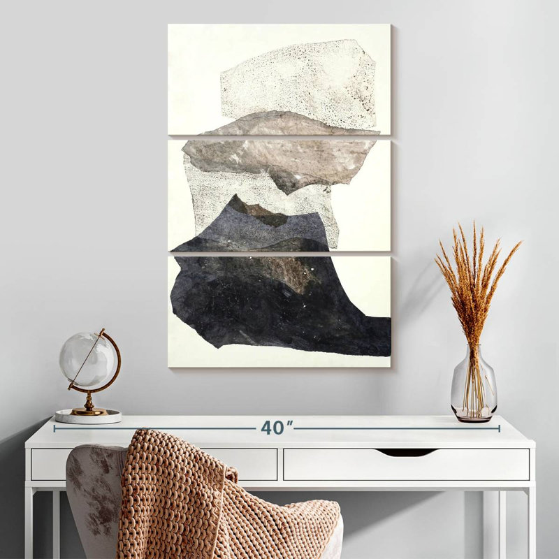 Avery Organza III, 32" H x 20" W