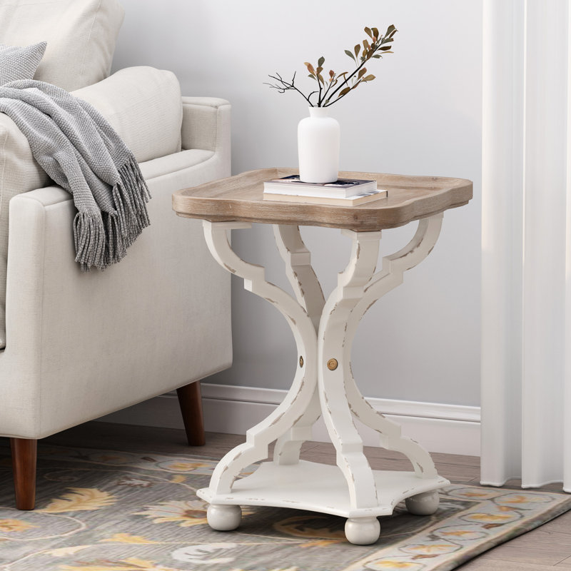 Merveilleuse table d'appoint inspirée du style champêtre