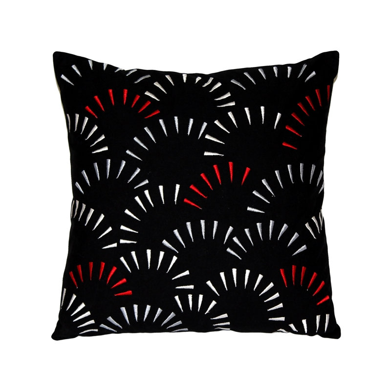 Coussin en coton brodé Hatfield