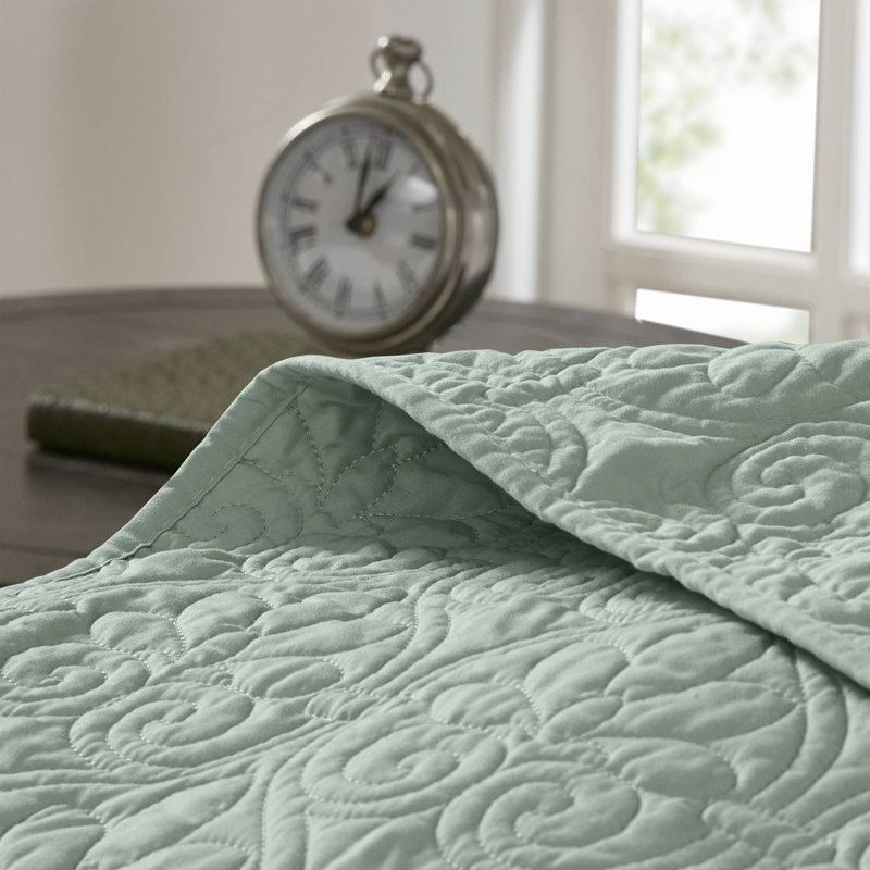 Quebec Reversible Quilt Set, Seafoam, Full/Queen Coverlet + 2 Standard Shams