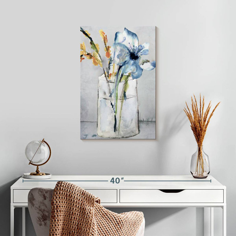 Harnek Vase Center Piece I, 24" H x 16" W