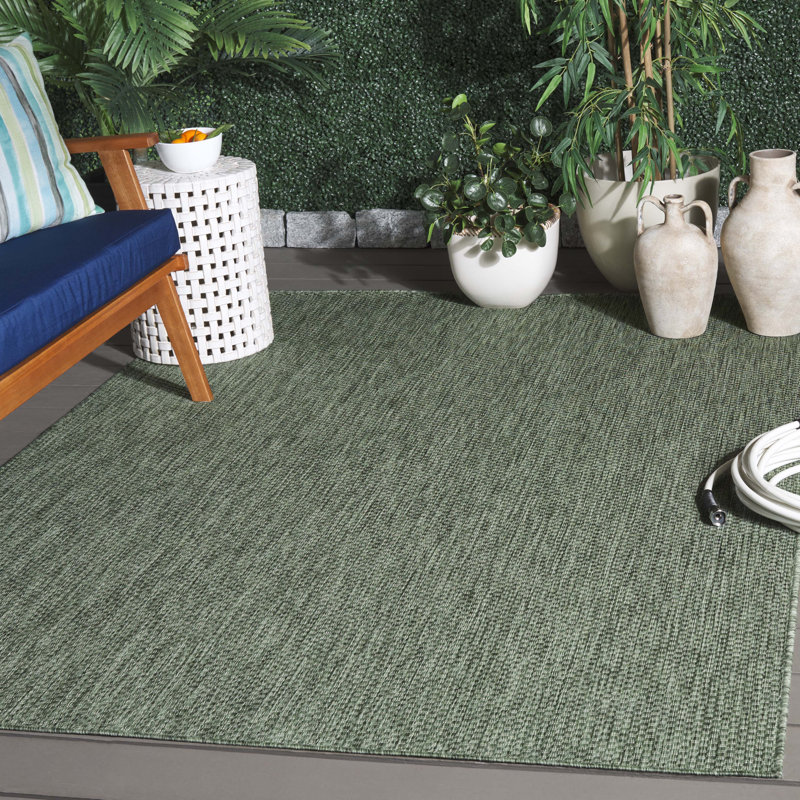 Tapis intérieur / extérieur vert Brihana 260, Rectangle 5 pi 3 po x 7 pi 6 po