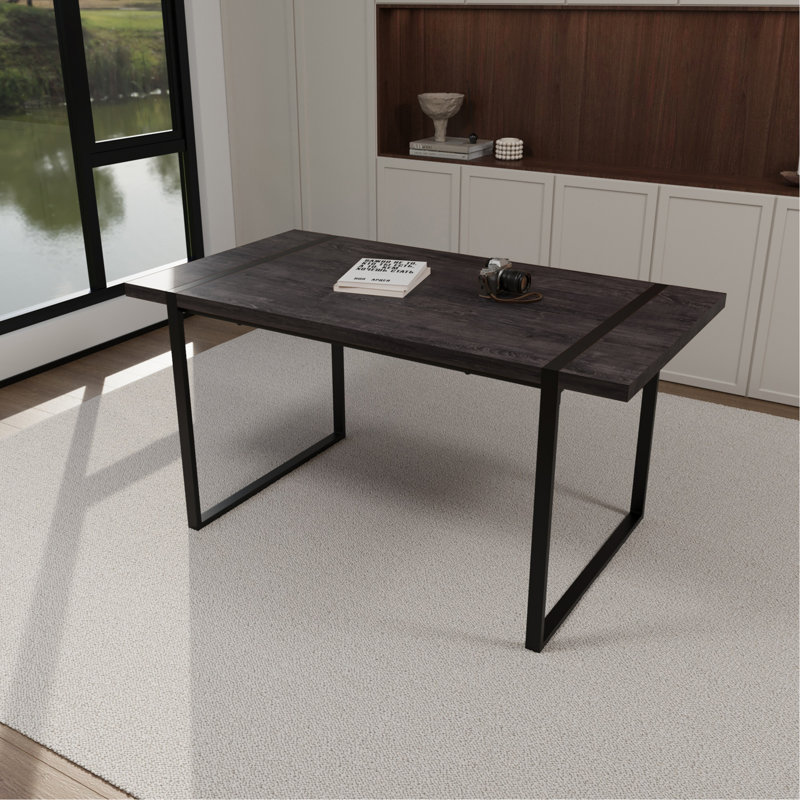 Table de salle à manger 59 po en bois aggloméré rectangulaire industriel moderne noir, 4 à 6 personnes, 1,5 po d'épaisseur en bois d'ingénierie et pieds en métal rectangulaires noirs, utilisé pour la maison et la cuisine