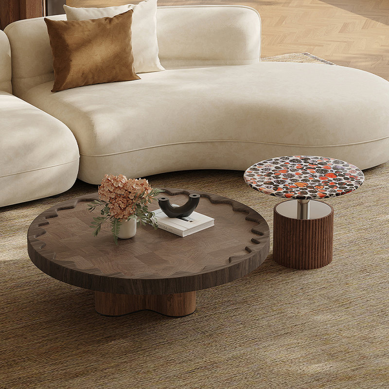 Middle ancient style round tea table.