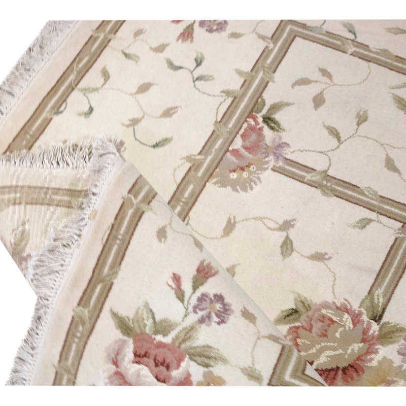 Hand Knotted Oriental Area Rug