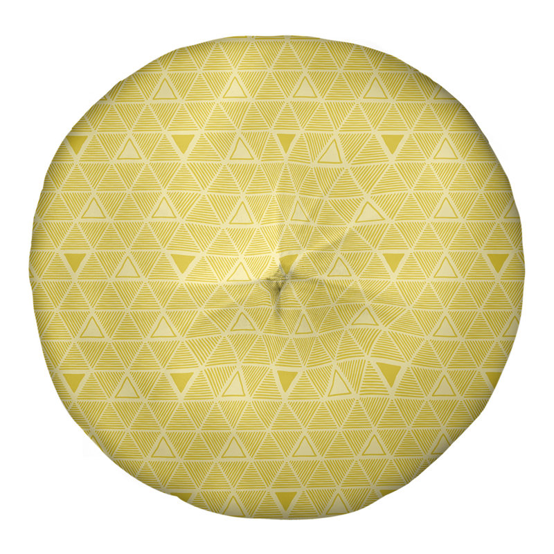 Coussin de sol classique à motif de triangles dessinés à la main, 30 po x 30 po, Jaune