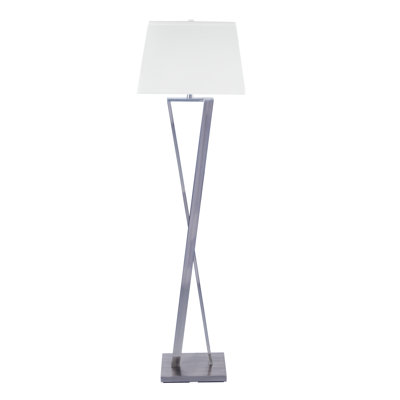 Lampe sur pied 61 po Guse