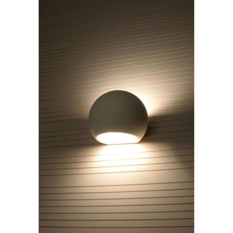 Anberlyn Ceramic Flush Mounted Sconce