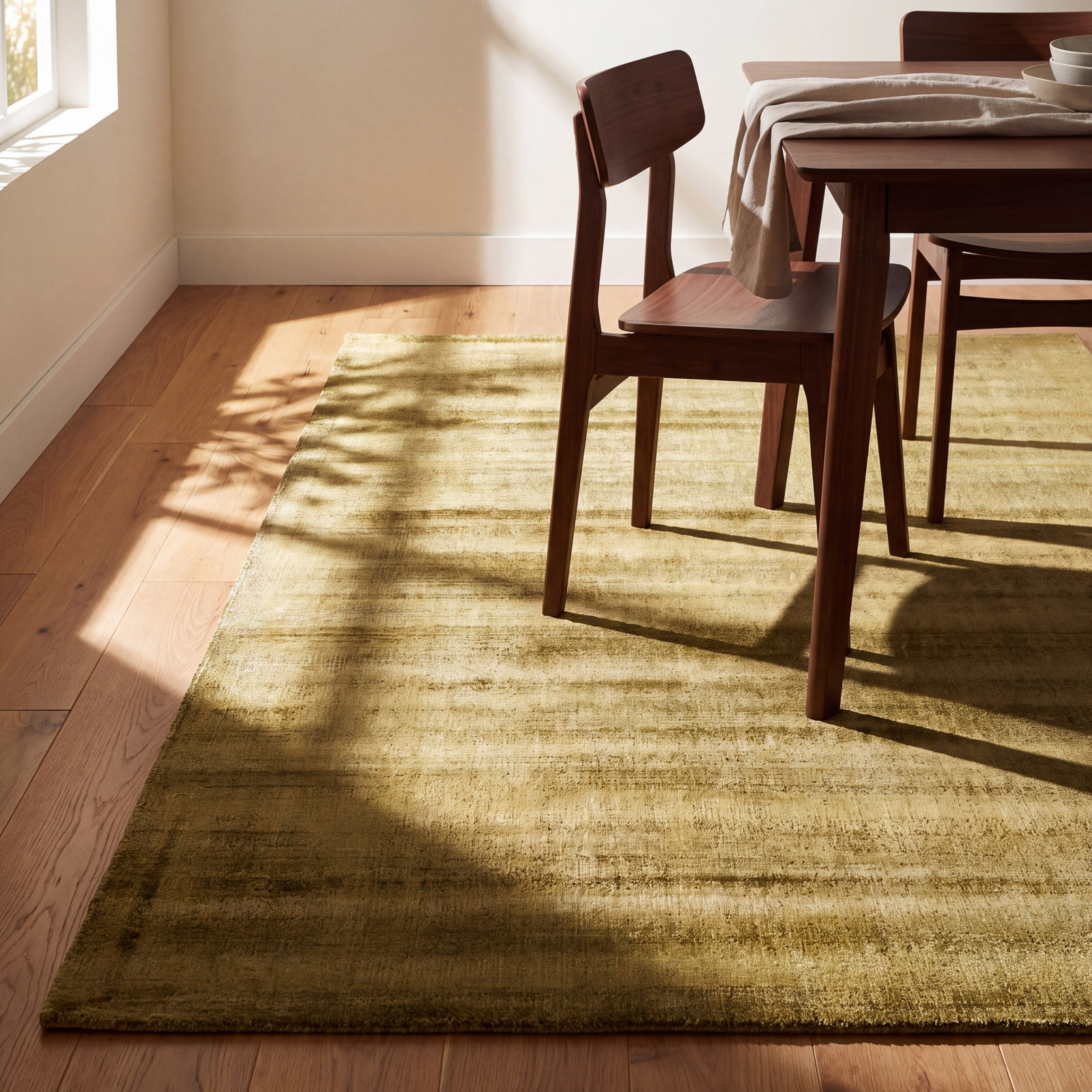 Fennel Hand-Loomed Accent Rug, Rectangle 6' x 9'