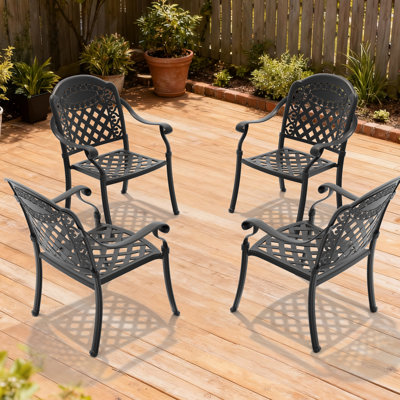 4 chaises de patio en fonte d'aluminium avec structure noire et coussins rouges, motifs élégants de pétales, revêtement de haute qualité, conception de siège ergonomique, empilage peu encombrant, rembourrage en mousse à cellules ouvertes