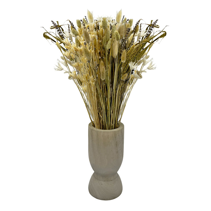 Arrangement floral préservé dans un vase en bois