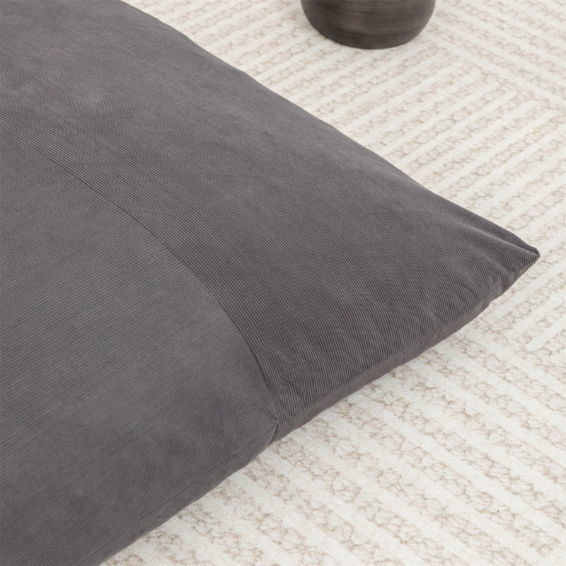 Floor bean bag chair, a lazy lounger suitable for both adults and children, ideal for living rooms, balconies, or leisure and entertainment venues.