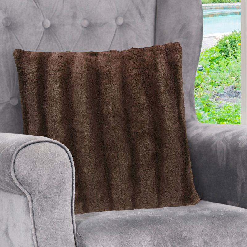 Housse de coussin en similifourrure, 18 po x 18 po, Chocolat